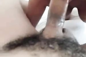 My breathtaking brunette hair lassie makes me cum with her mouth