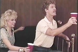 Flirty blond with a rocking body gets drilled in sideways position