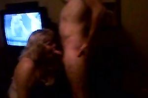 My exceedingly spoiled girlfriend knows how to give a great head