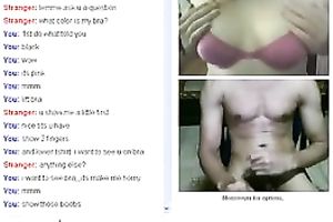 I like the way that guy strokes his pulsating rod in front of the livecam