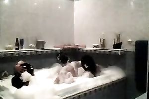 I indeed like taking bathroom with 2 spoiled women at one time