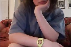 Chubby brunette hair shows her bushy cookie and rubs it ardently