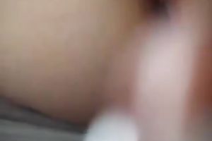 My awesome GF plays with her favorite sex toy in homemade solo