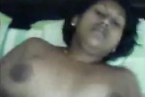 I had enjoyment fucking my charming auntie from Sri Lanka missionary style