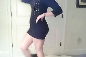 Beautiful girlfriend stripping and dancing for me on livecam