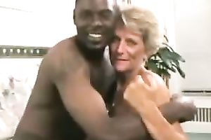 Mature Wife Satisfies Black Guy