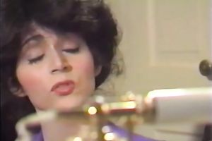 Sassy brunette hair honey masturbates in advance of giving head