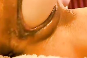 Toying my bald fur pie untill it receives creamy in homemade solo