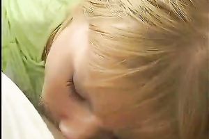 Amateur blond acquires all her holes pounded in Male+Male+Female episode