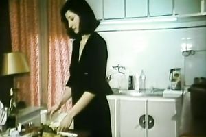 All natural dark brown hussy receives her taut bushy slit screwed hard