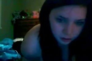 Chubby and super sexy teen sweetheart plays with her twat in her room