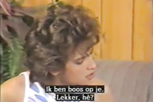 Stunning brunette hair beauty gets her moist cunny polished