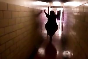 Damn the way her huge a-hole jiggles when that babe walks