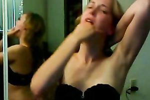 Loot at me dudes. I can drink the hugest dong in the world