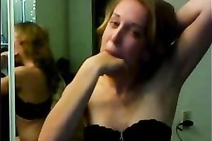 Loot at me dudes. I can drink the hugest dong in the world