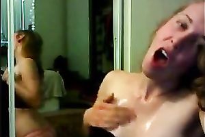 Loot at me dudes. I can drink the hugest dong in the world