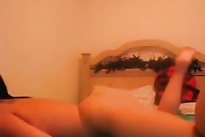 My raven haired girlfriend is proud of her good ass