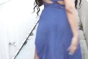 My dark queen has a million dollar gazoo and she knows how to twerk