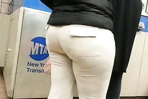 Big-assed woman receives caught on my hidden cam in a shop