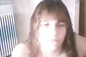 Chubby white floozy on livecam appears undressed to show me her goodies