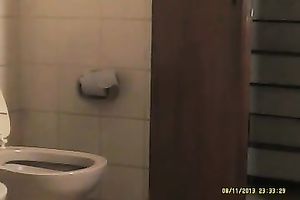 Neat honey with a pleasing piece of booty has no idea she is being recorded