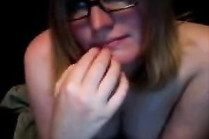 I will plug a sex-toy in my vagina from behind on web camera