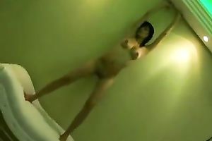 My perverted non-professional girlfriend goes wild in front of the webcam