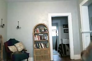 I am hawt as hell and I know how to put on a good striptease show