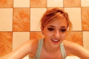 Pretty white bitch entertains herself by fingering her vagina in the baths