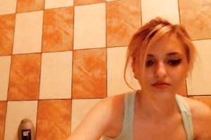 Pretty white bitch entertains herself by fingering her vagina in the baths