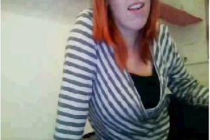 I am a stylish redhead and I like to show off my tasty love bubbles on livecam