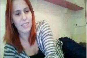 I am a stylish redhead and I like to show off my tasty love bubbles on livecam