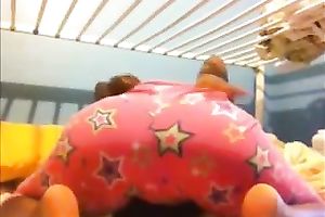 The marvelous appetizing arse of my swarthy girlfriend