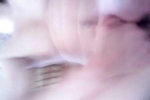 My bulky spouse allows me to see her playing with her twat