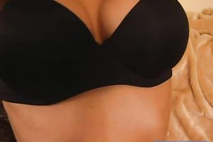 Bootyful blond with large boobs just likes playing with her cunt