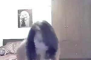 Breathtakingly glamorous Asian cam chick with curves is dancing for me