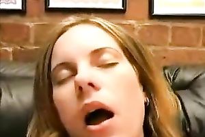 Pretty gal fingers her cum-hole in advance of engulfing and titfucking my dick