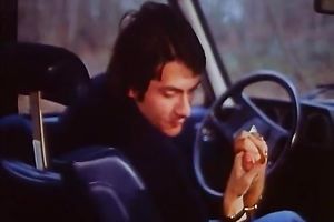 Cute blond fingers her love tunnel in a car and lets a fellow see her