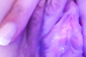 Depraved BBC slut fingers her cum-hole to agonorgasmos in homemade solo