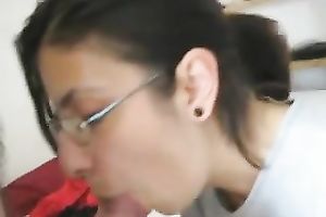 My nerdy girlfriend is the most talented rod sucker