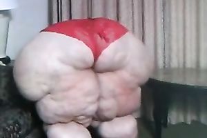 That worthy large bottom makes my ramrod tingle with excitement