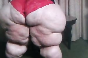 That worthy large bottom makes my ramrod tingle with excitement