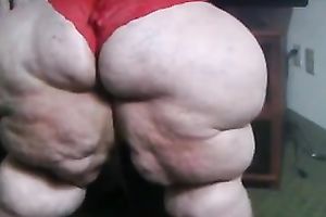 That worthy large bottom makes my ramrod tingle with excitement