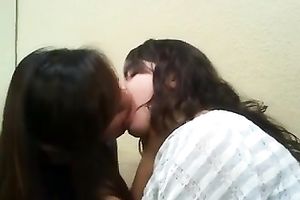 Sweet homemade vid with my GF and me making out passionately