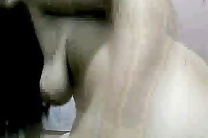 Enchantress from Filippines shows her private parts for the webcam