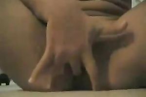 Nice clip with me showing my vagina and fingering it to agonorgasmos