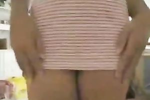 Nice clip with me showing my vagina and fingering it to agonorgasmos