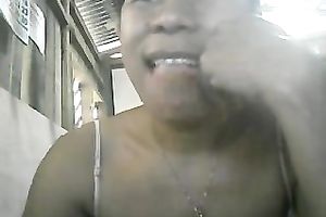 Lewd exotic mommy flashes her pointer sisters during a intimate show