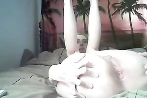 European pale skin cougar widens her legs to catch my attention