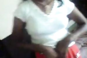 My lascivious Indian GF disrobes and lets me finger her cookie